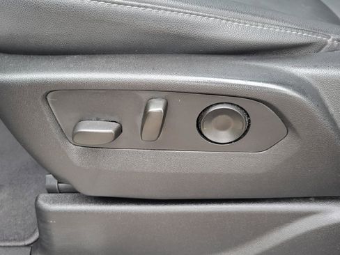 Used 2021 Chevrolet Tahoe LT w/ Rear Media and Nav Package image 19