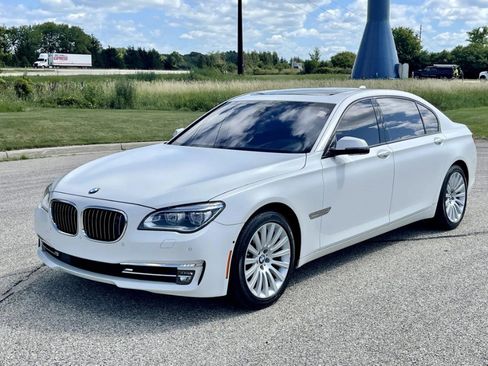 Used 2014 BMW 760Li image 3