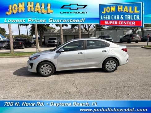 Used 2023 Kia Rio LX FWD image 3