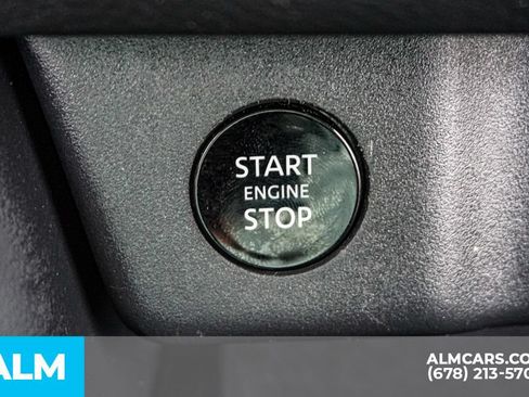 Used 2026 Nissan Rogue SV FWD image 43