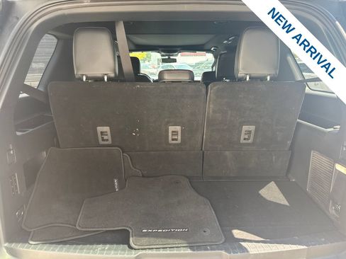 Used 2024 Ford Expedition Limited AWD/4WD image 14