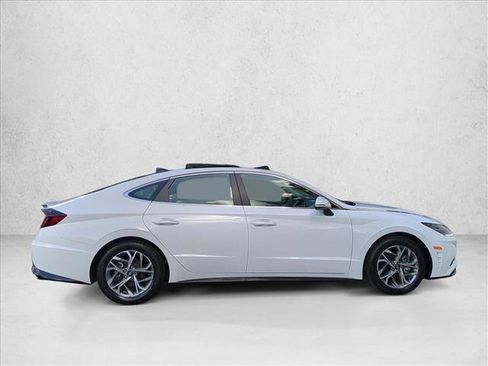 Certified 2023 Hyundai Sonata SEL w/ Convenience Package FWD image 4