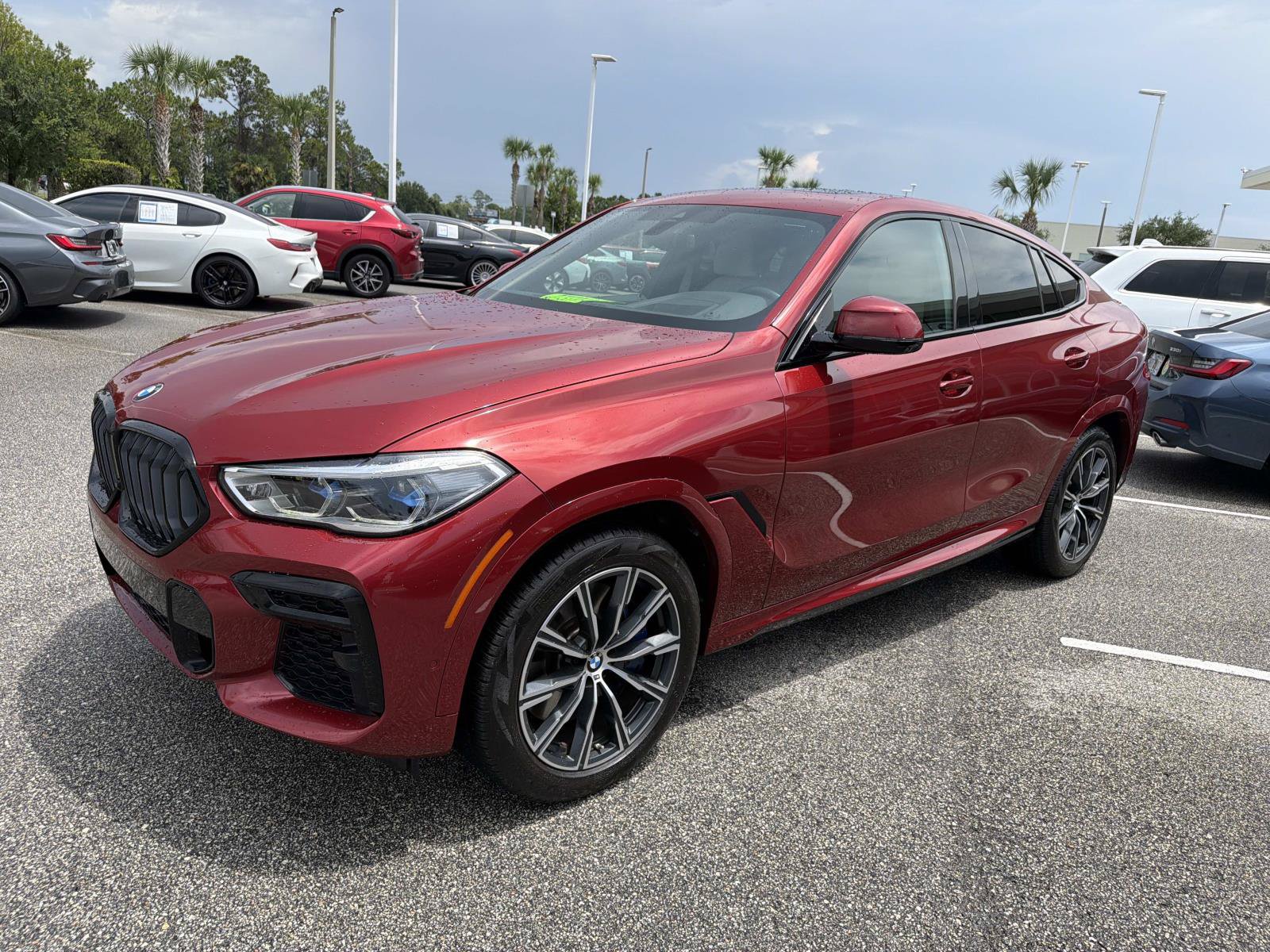 Used 2023 BMW X6 M50i w/ Executive Package AWD/4WD image 5