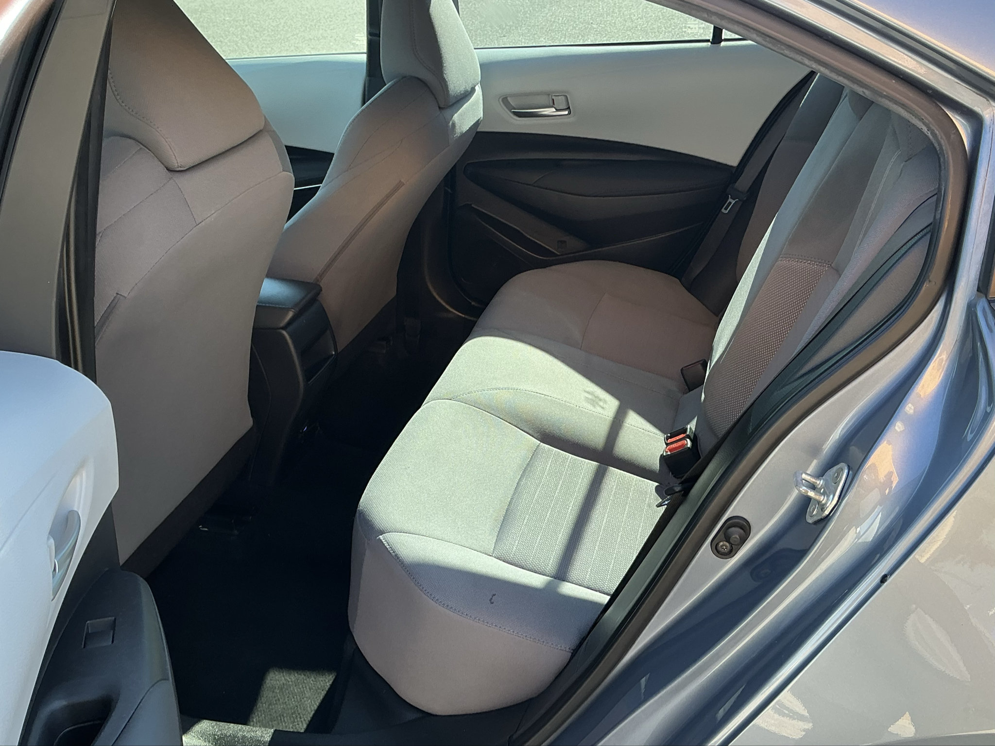 Used 2022 Toyota Corolla SE w/ SE Premium Package FWD image 26