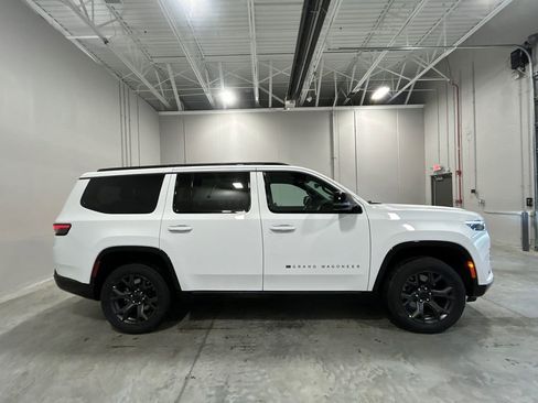 New 2026 Jeep Grand Wagoneer Limited w/ Premium Group II image 5