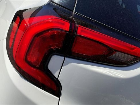 Used 2020 GMC Terrain SLT w/ Preferred Package image 26