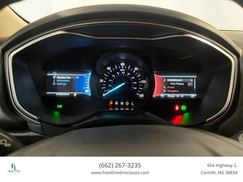 Used 2019 Ford Fusion SE FWD image 16