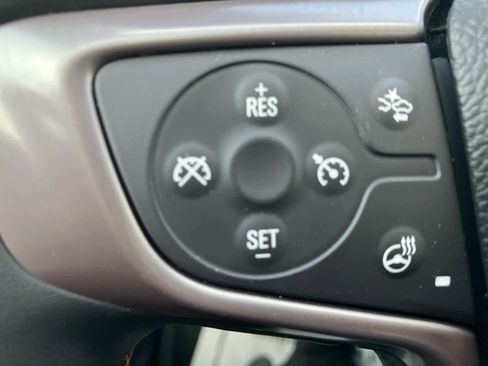 Used 2023 GMC Terrain AT4 w/ Infotainment Package II image 17