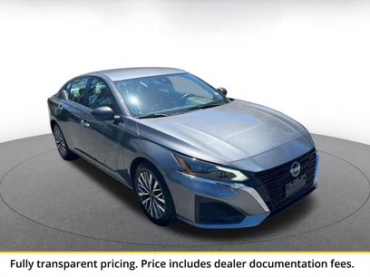 Used 2025 Nissan Altima 2.5 SV
