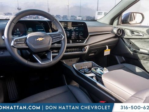 New 2026 Chevrolet Equinox LT w/ Convenience Package II image 21
