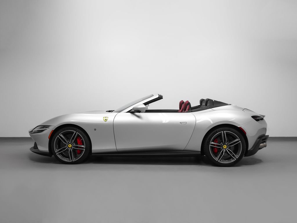 Certified 2025 Ferrari Roma Spider RWD image 72