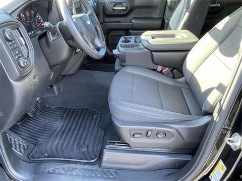 Certified 2024 Chevrolet Silverado 1500 Custom w/ Turbomax Blackout Package image 13