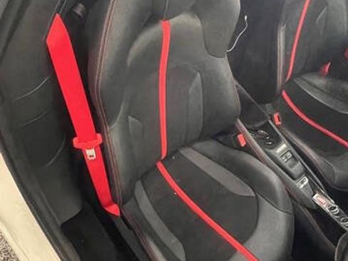 Used 2022 Ferrari F8 Tributo RWD image 17