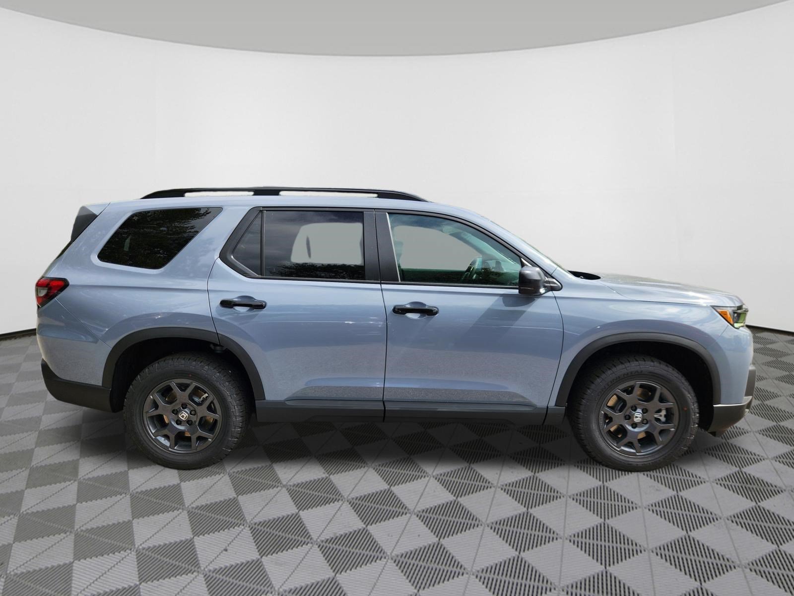 New 2026 Honda Pilot TrailSport image 6