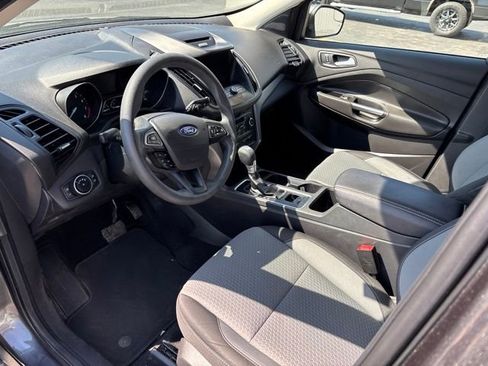 Used 2017 Ford Escape SE w/ Equipment Group 201A AWD/4WD image 11
