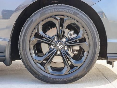 Certified 2025 Honda Accord SE image 11