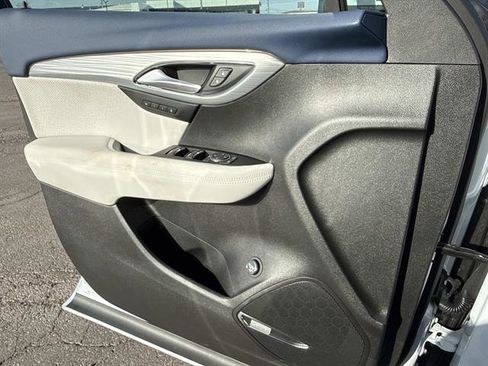 New 2026 Buick Envision Avenir image 13