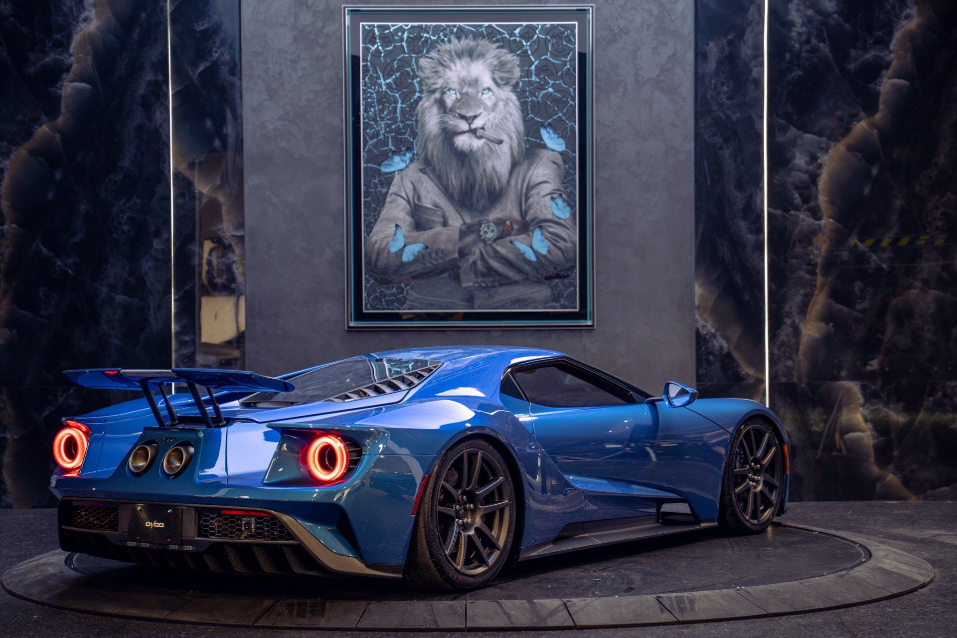Used 2021 Ford GT RWD image 7