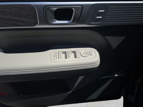 Used 2024 Hyundai Santa Fe Limited AWD/4WD image 16