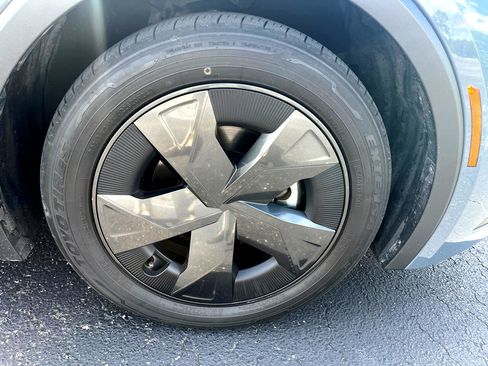 Used 2024 Toyota Prius LE image 40