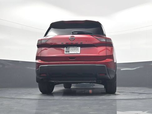 Certified 2026 Nissan Rogue Dark Armor FWD image 27
