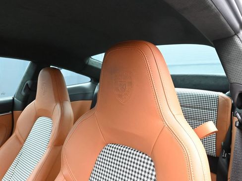 Used 2023 Porsche 911 Sport Classic RWD image 17