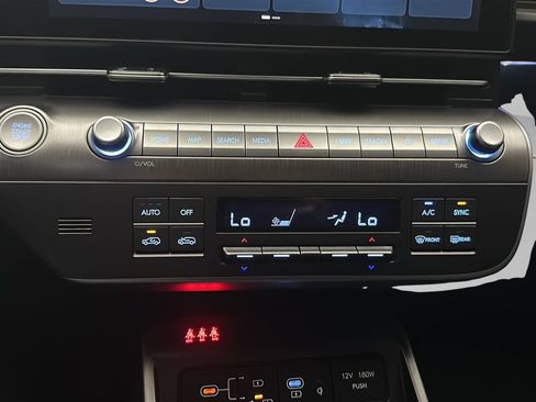 New 2026 Hyundai Kona SEL Premium AWD/4WD image 23