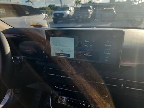 New 2026 Lincoln Corsair Premiere image 25