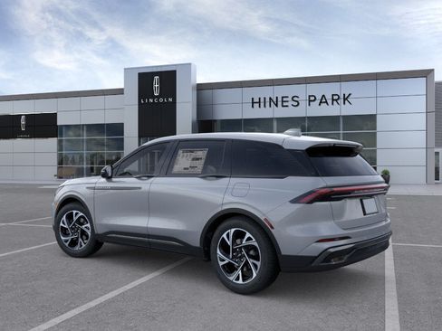 New 2026 Lincoln Nautilus Premier w/ Equipment Group 102A AWD/4WD image 4