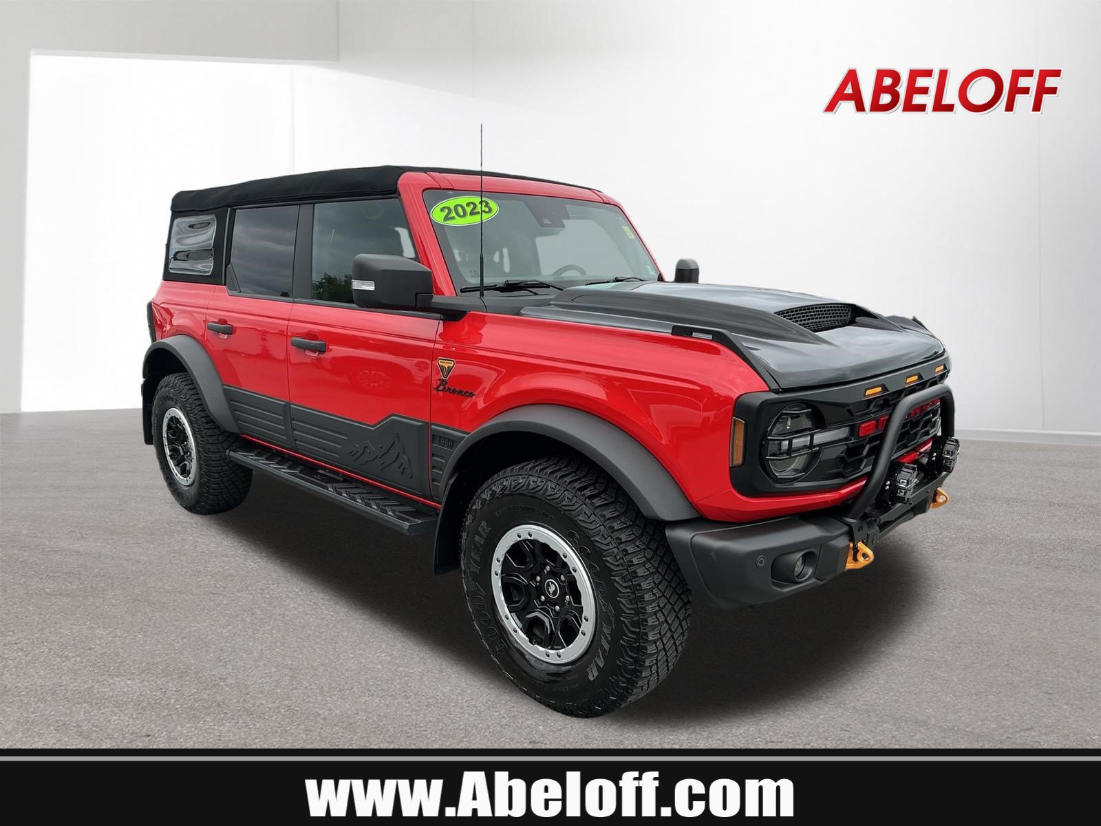 Used 2023 Ford Bronco Badlands w/ Sasquatch Package AWD/4WD image 1