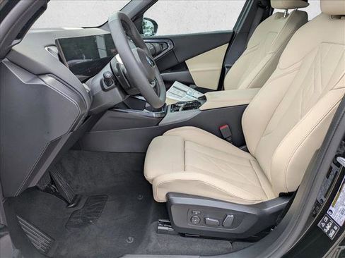 Used 2025 BMW X3 xDrive30i image 15
