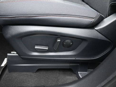 Certified 2025 Ford Explorer Active image 11