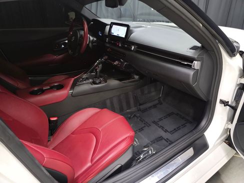 Used 2022 Toyota Supra Premium w/ Driver Assist Package image 32