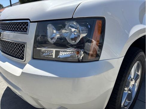 Used 2013 Chevrolet Suburban LTZ RWD image 44