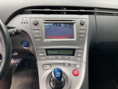 Used 2015 Toyota Prius Persona Series image 24