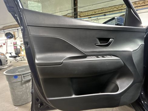 Used 2025 Hyundai Kona SEL image 23