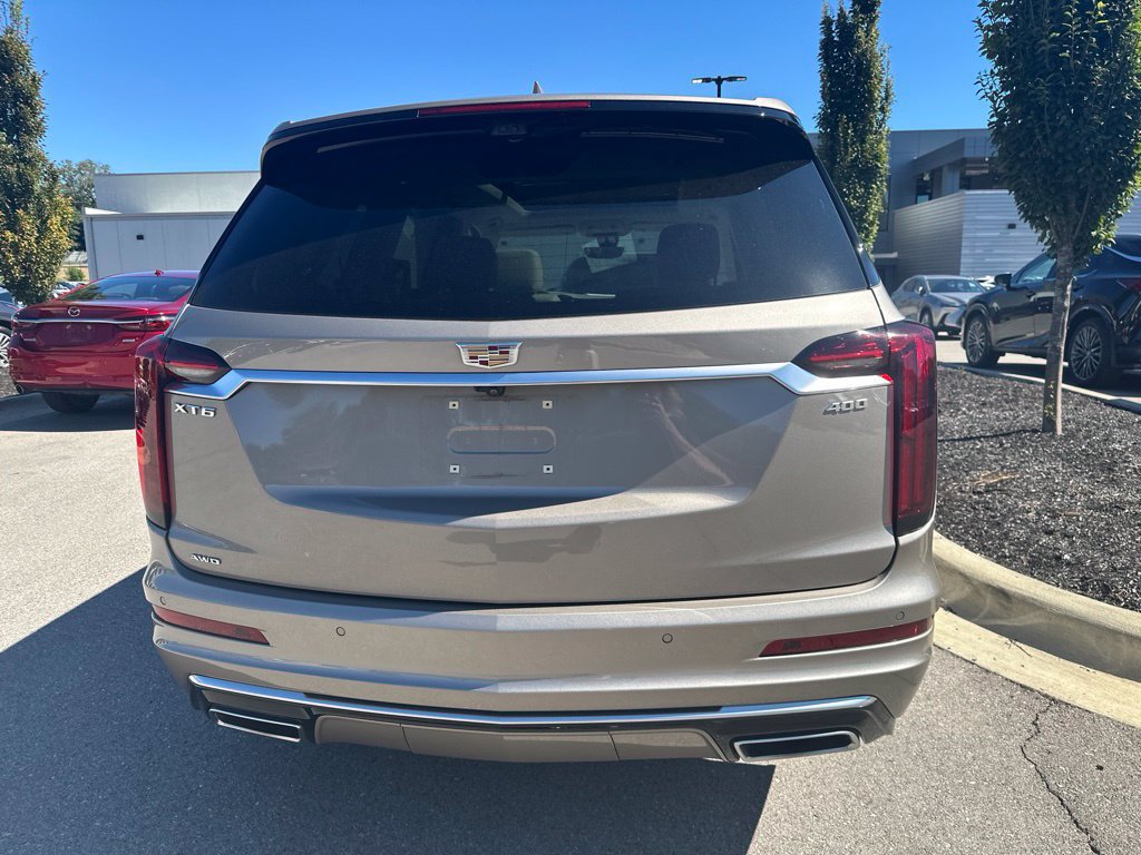 Used 2023 Cadillac XT6 Premium Luxury w/ Technology Package AWD/4WD image 4
