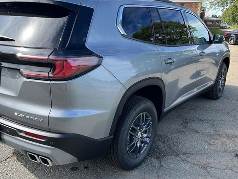 New 2026 GMC Acadia Elevation AWD/4WD image 4