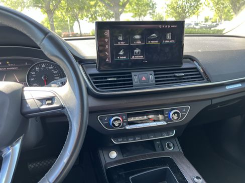 Used 2023 Audi Q5 2.0T Premium w/ Convenience Package image 31