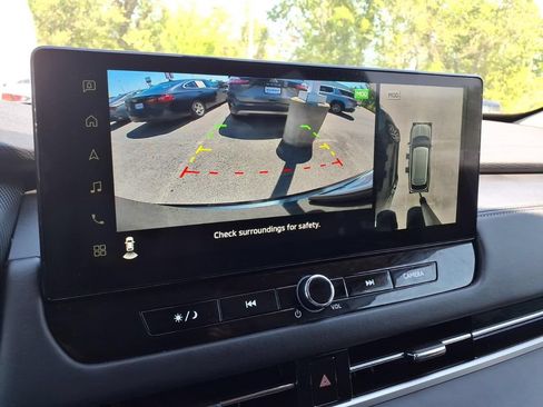 Used 2025 Mitsubishi Outlander SE FWD image 12