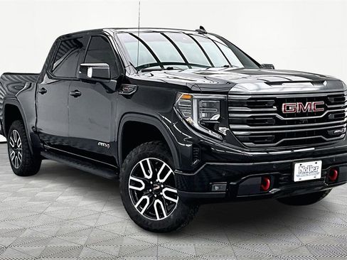 Used 2024 GMC Sierra 1500 AT4 w/ Technology Package image 12