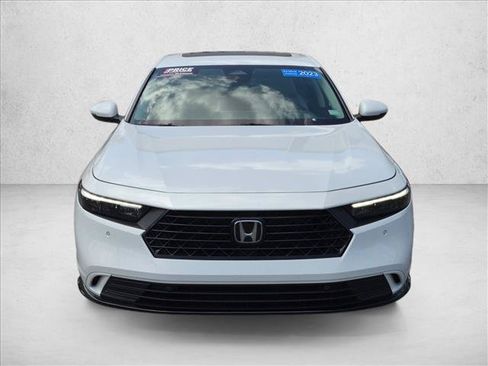 Certified 2023 Honda Accord EX-L image 2