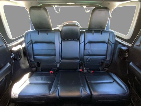 Used 2021 Jeep Wrangler Unlimited Sahara AWD/4WD image 14