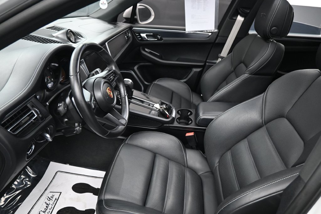 Used 2023 Porsche Macan GTS w/ Premium Package Plus AWD/4WD image 21