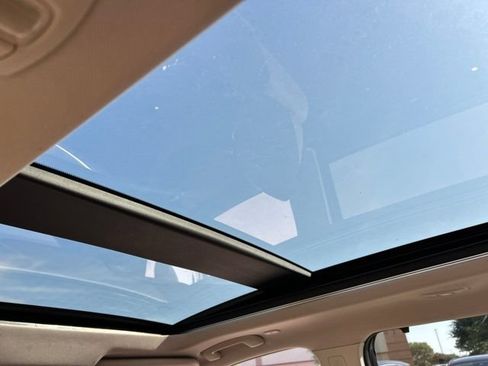 Used 2022 Nissan Rogue Platinum w/ Head-Up Display Package FWD image 13
