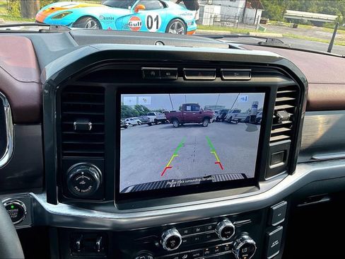 Used 2021 Ford F150 Lariat RWD image 18