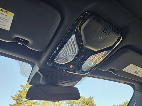 New 2026 BMW X5 xDrive40i w/ M Sport Package image 59