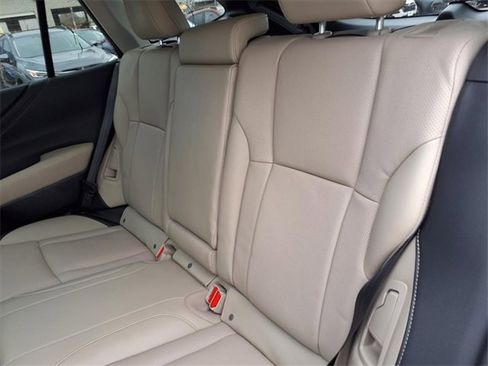Certified 2024 Subaru Outback Limited image 10