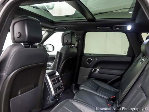 Used 2019 Land Rover Range Rover Sport HSE image 15