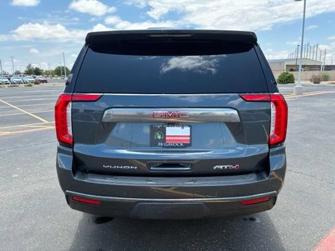 Used 2021 GMC Yukon XL AT4 w/ AT4 Premium Package AWD/4WD image 5